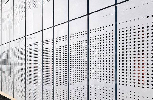 Перфорированный профлист для ограждений