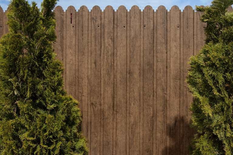 Профлист для промышленной территории